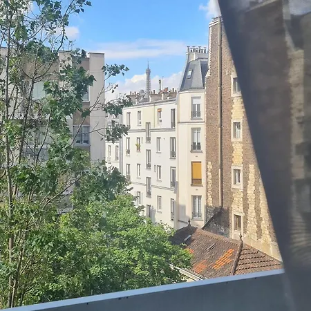 Luminous With Air Conditioning, Eiffel Tower View Apartment *