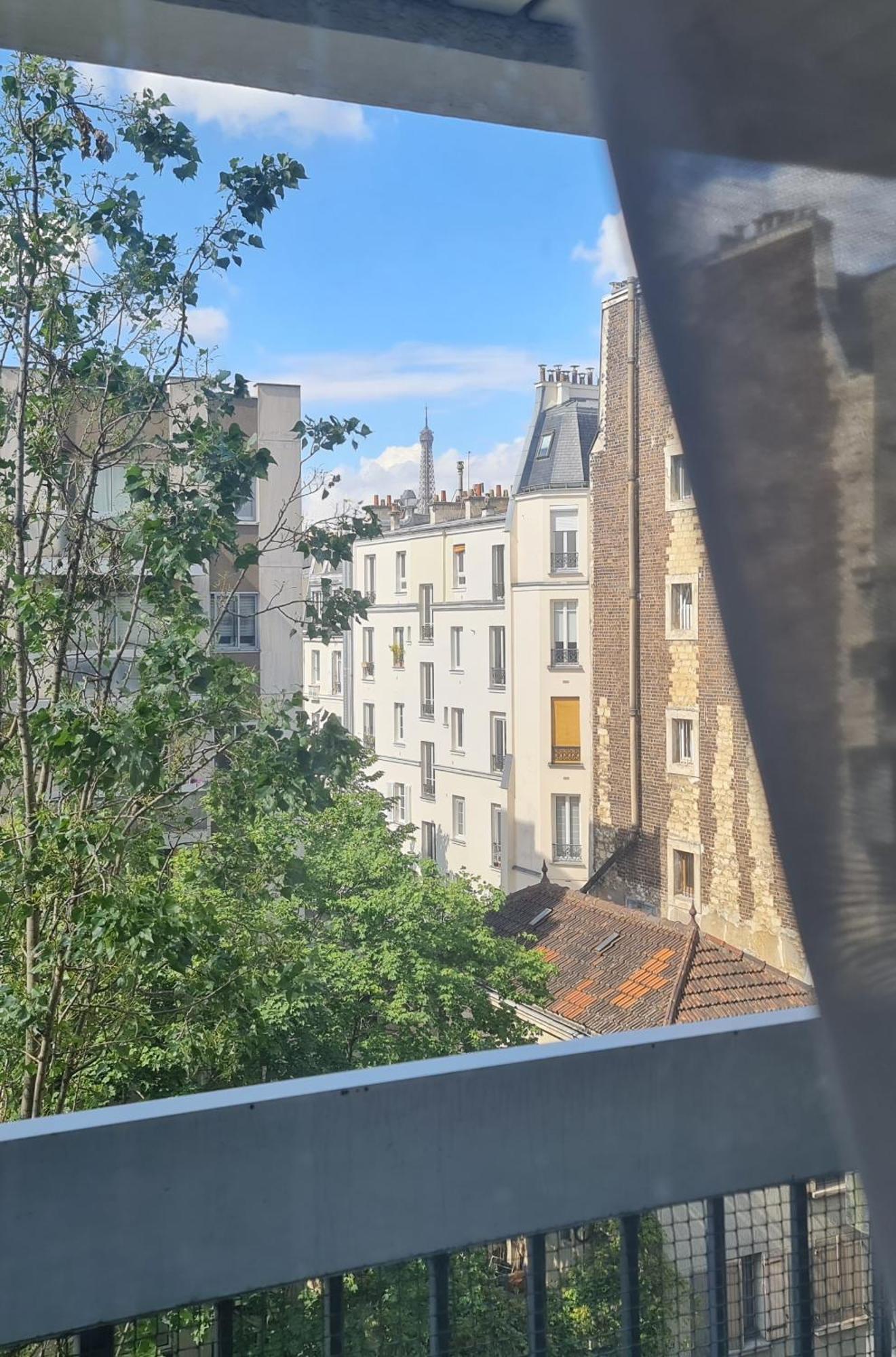 Luminous With Air Conditioning, Eiffel Tower View Apartment *